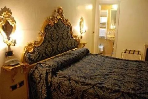 Vecellio Hotel Venice