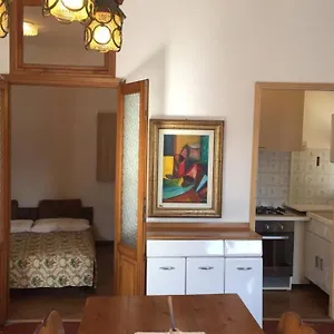 nel-set-di-piccolo-mondo-antico-villa-viola.it-lombardy.com/