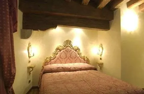 Hotel Vecellio Venezia 3*,  Italia
